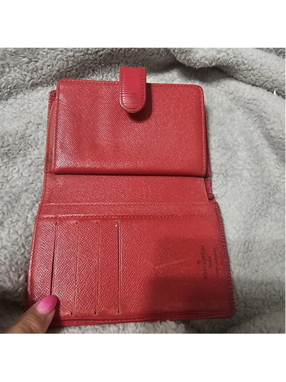 Louis Vuitton Epi Leather Wallet Kisslock Red Gold